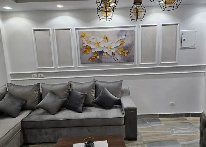 Modern Apartment In Madinaty For Families Or Same Gender Only